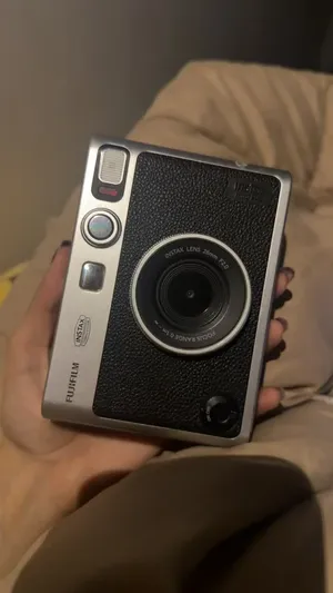 كاميرا Fujifilm Instax Mini Evo سوداء للبيع