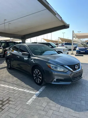 2017 Nissan Altima SV – American Specs – AED 17,000