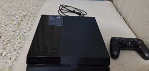 للبيع: بلايستيشن 4 فات (PS4 Fat)   المواصفات والحالة:  الموديل: بلايستيشن 4 فات.  الحالة: جهاز