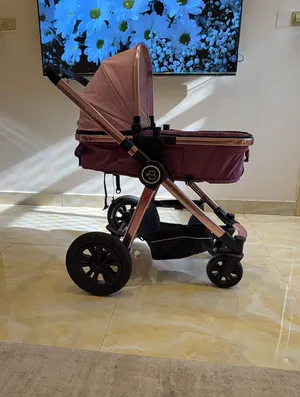 للبيع عربة اطفال نظيييفه جدا