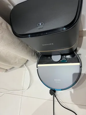 Philips HomeRun 7000 Robot
