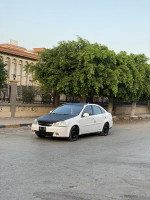 Used Chevrolet Optra in Al Khums
