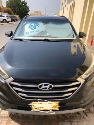 هيونداي الدفع الرباعي توكسون في حالة ممتاز قابل للتفاوض بي شيء بسيط
