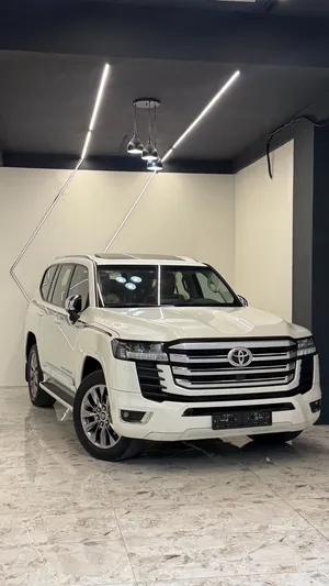 Used Toyota Land Cruiser in Al Batinah