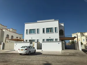 غرف للموظفين والطلاب فالانصب