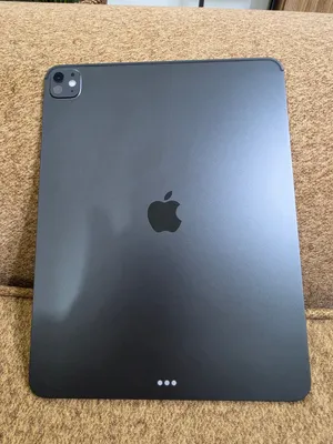 I pad pro m5 ,13 inch ,512giga