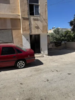 شقة طابق اول للبيع