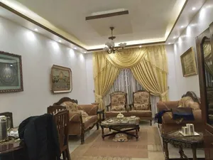 شقة للبيع كاش او اقساط ضاحية الياسمين