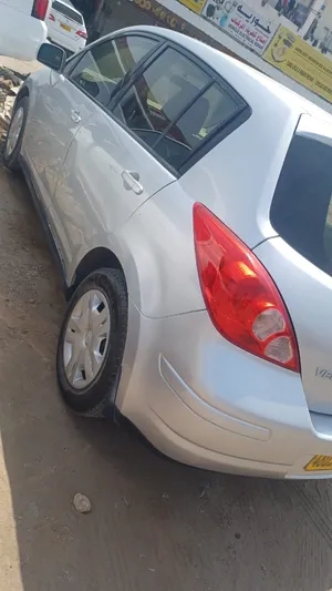 Nissan Tida