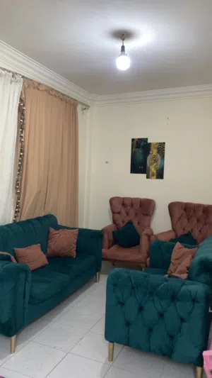 تلاجة وانترية للبيع