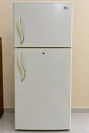 LG Refrigerator – Good Condition