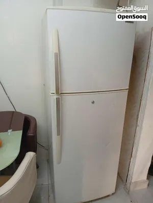 ثلاجة سامسونج واثاث للبيع