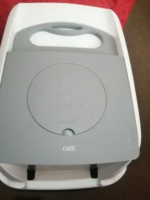 صندوق رمل قطط Catit Airsift الأصلي صندوق رمل قطط مغلق من ماركة Catit، بتصميم عملي وأنيق،