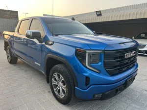 GMC SIERRA 2023 ELEVATION GCC 4 DOOR