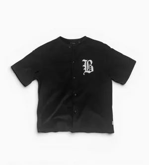 تيشيرتات وبلايز بحالة ممتازة - T-Shirts & Tops for Sale