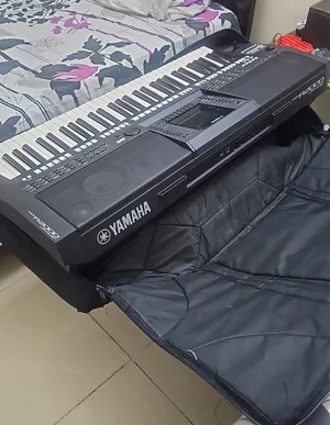 YAMAHA 2000