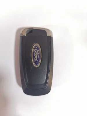 للبيع مفتاح ريموت ذكي (Smart Remote) أصلي خاص بسيارات فورد فيوجن (Ford Fusion).