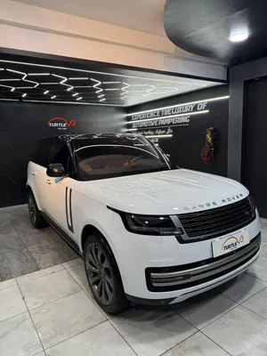 Range Rover v 2024