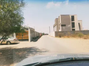 قطع بسعر كزيوني مثلث القيو يسار اول شارع بعد جامع عليوي قطران مقسم ماشاءالله عامر سعر 130 للمتر