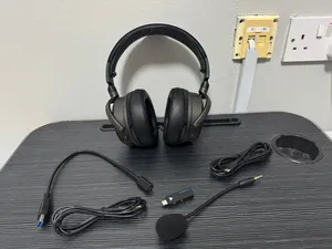 سماعة Audeze Maxwell 2 مستعملة بحالة الوكالة + ضمان 3 سنين ضد الحوادث