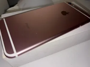 ايفون 6 s plus لون وردي ذهبي 16 جيجا مستعمل ب حالة جيدة التواصل عبر الواتساب فقط