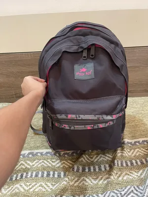 Brand New Glossy Bird School Backpack with Tags (GB2576P) with original pouch