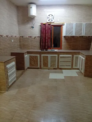 المنزل نعروض الإيجار عن طريق التحويل المباشر ويتم اصدار عقد الإيجار من قبل المسأجر