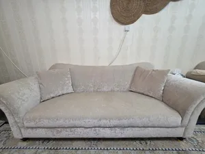 Home centre couches