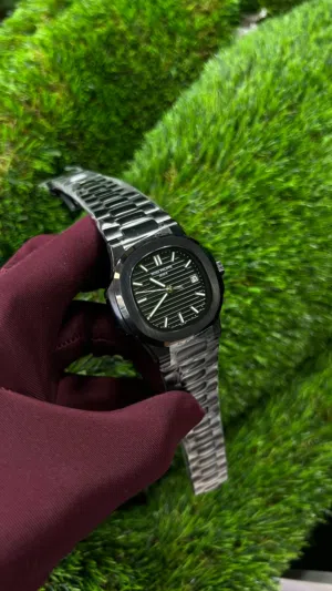 Patek Philippe Nautilus Men's Watch – Black Dial  Stainless Steel Bracelet  Date Display