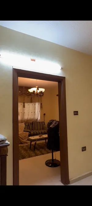 شقه في ماركا الجنوبيه للبيع