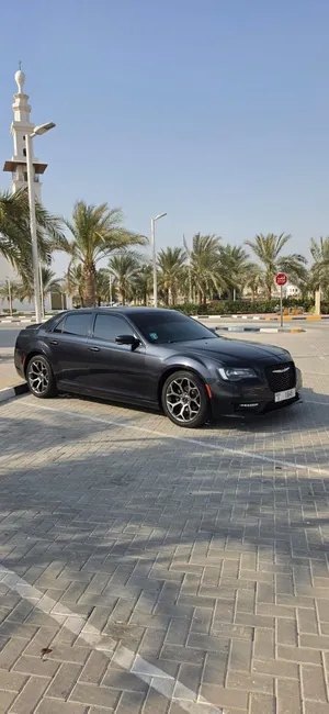 كرايسلر 2018 300s