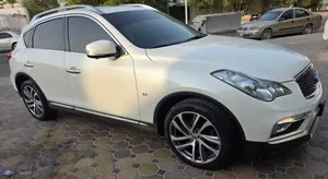 Infiniti QX50 2016 GCC EXCELLENT condition 96000kms
