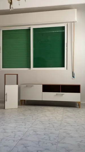 طاولة شاشة