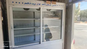 ثلاجة عرض ايطالي