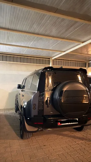 لاند روفر ديفندر HSE110