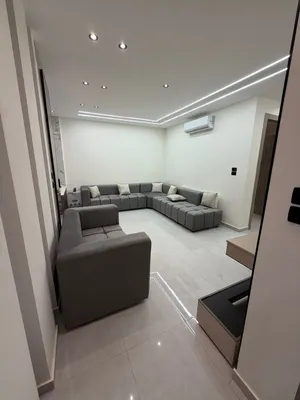 شقه جديده لم تسكن مفروشه بالكامل في ربوه عبدون