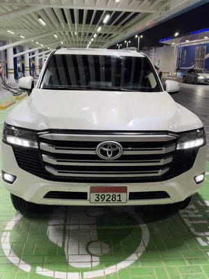 Used Toyota Land Cruiser in Abu Dhabi