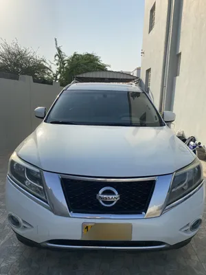 Used Nissan Pathfinder in Al Batinah