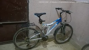 عجله سرعات حاله ممتازه مقاس 24 و 21 سرعه