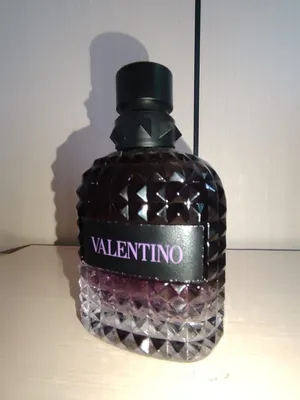 Valentino Uomo Born in Roma Intense عطر الاصلي