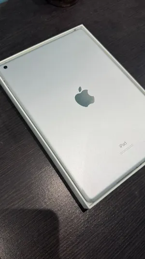 Apple iPad 8 32 GB in Al Batinah