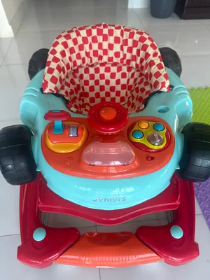 Walker and stroller in very good condition