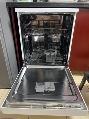 Whirlpool Dishwasher