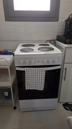 Indesit Electric Cooker