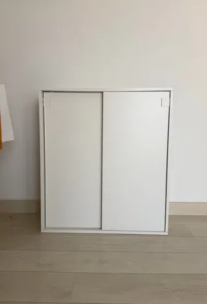 Cabinet ( set of 2)