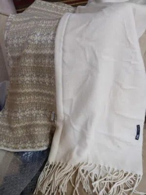اوشحة اصلية زارا .