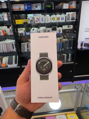 ساعة سامسونج الجديد 9 Samsung Galaxy Watch 9 بحجم شاشاة 44 ملم باللون المميز ،جديدة بكفالة الوكيل