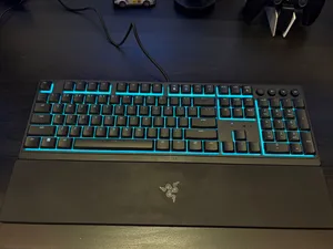 كيبورد razer ornata v3 / ماوس Gloroious