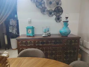 Marina solid side board