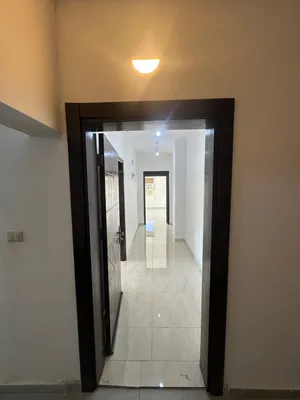 شقة فارغة للإيجار الجبيهه شارع الجمعة